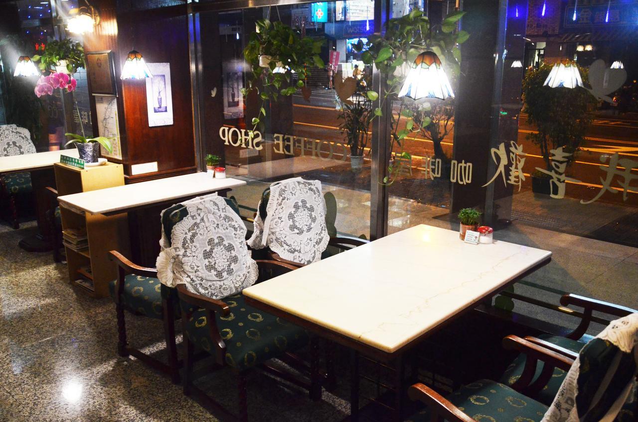 Guang Haw Hotel Tainan Exterior photo