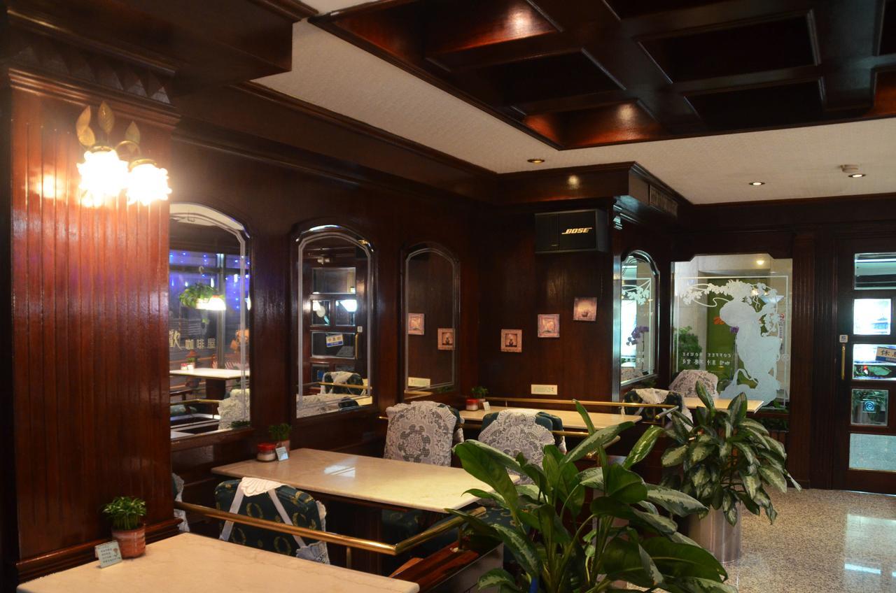 Guang Haw Hotel Tainan Exterior photo